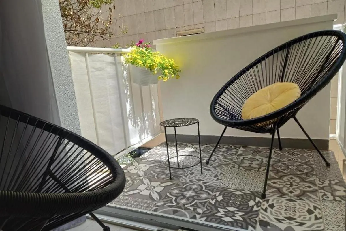 Apartments With Wifi Zadar - 21223